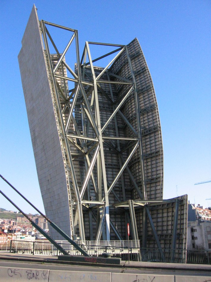 Bilbao-Guggenheim-Museum-5