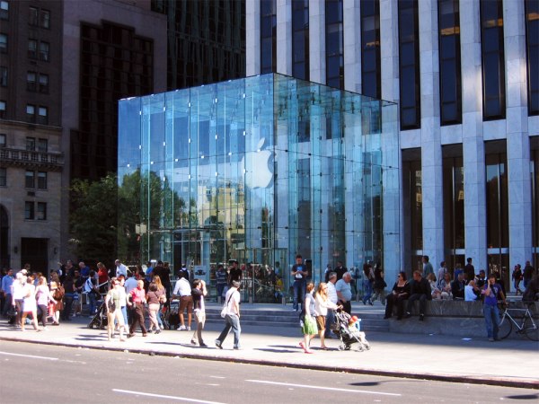 Apple-store-01