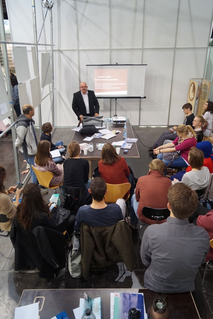 efnMOBIL-@-Glasstec-04